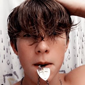 Meet your Posher, Joshua